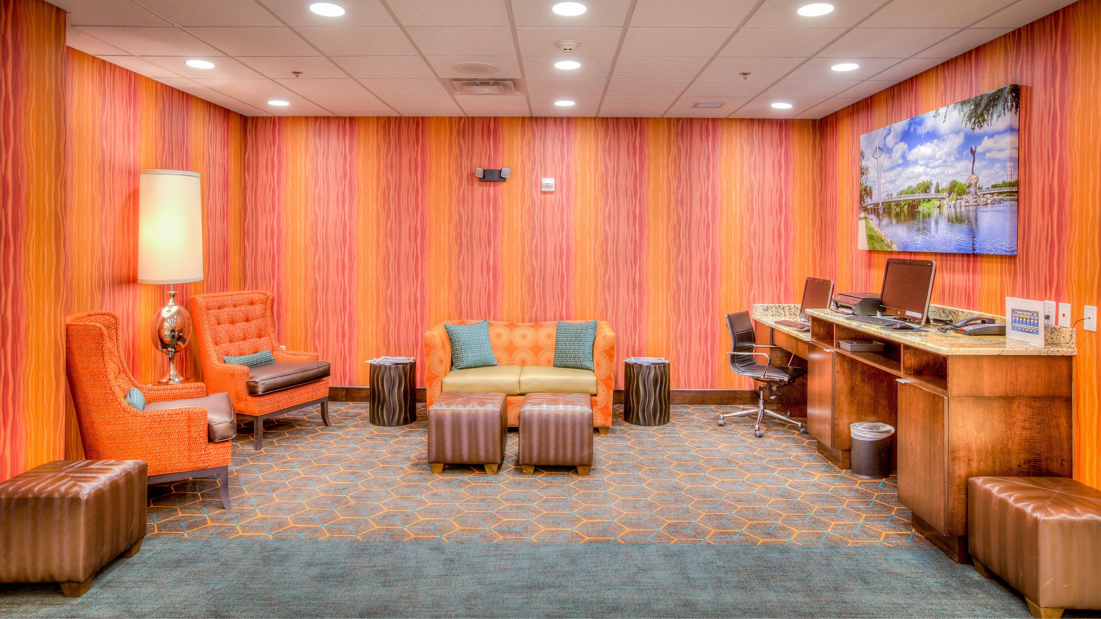 Holiday Inn Express Wichita South By Ihg Exterior photo